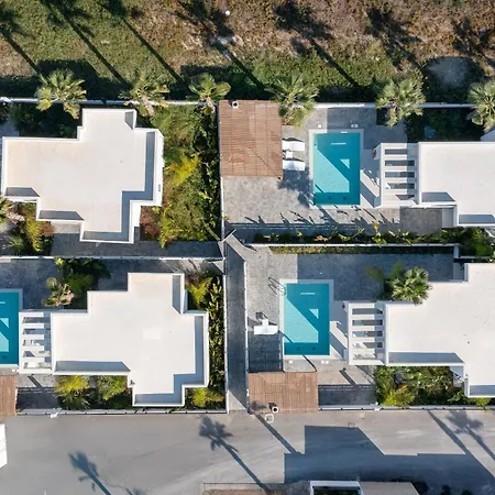 Salty Sun Luxury Villa Kremastí