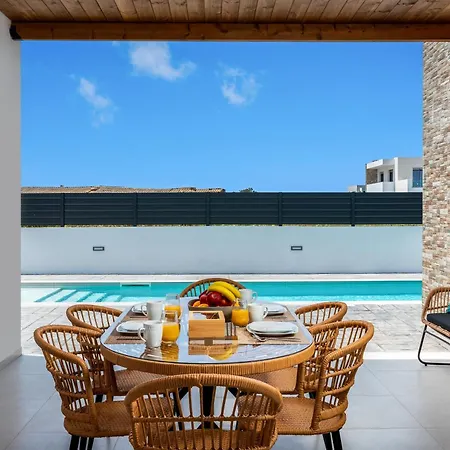 Salty Sun Luxury *